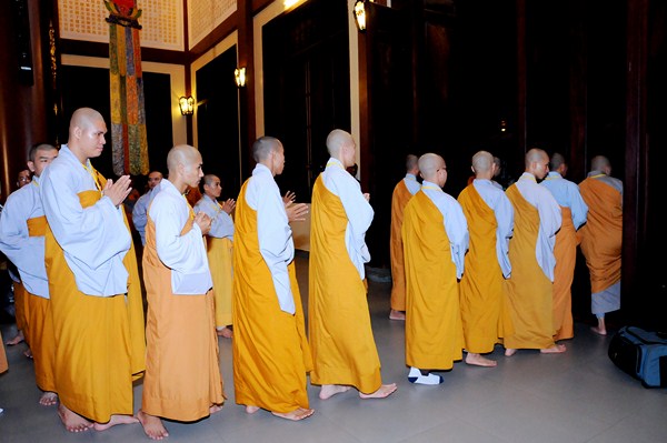 Đại Giới Đàn Quảng Đức: Tuyên Thanh Qui - Khai Chung Bảng - Niêm Đàn Sái Tịnh - Tụng Luật