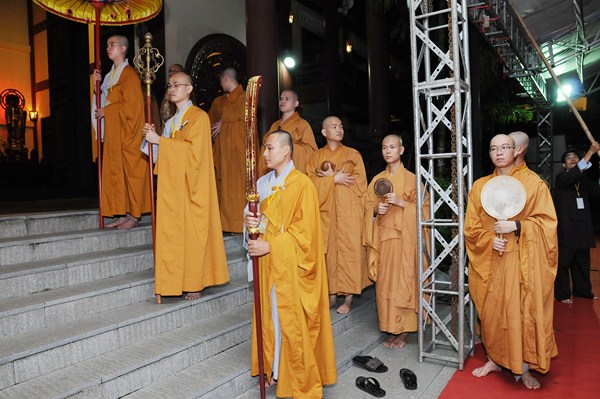 Đại Giới Đàn Quảng Đức: Tuyên Thanh Qui - Khai Chung Bảng - Niêm Đàn Sái Tịnh - Tụng Luật