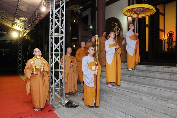 Đại Giới Đàn Quảng Đức: Tuyên Thanh Qui - Khai Chung Bảng - Niêm Đàn Sái Tịnh - Tụng Luật