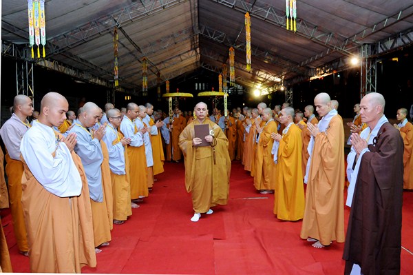 Đại Giới Đàn Quảng Đức: Tuyên Thanh Qui - Khai Chung Bảng - Niêm Đàn Sái Tịnh - Tụng Luật