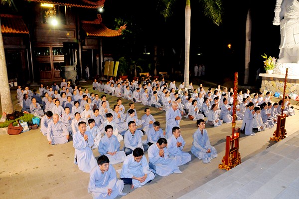 Đại Giới Đàn Quảng Đức: Tuyên Thanh Qui - Khai Chung Bảng - Niêm Đàn Sái Tịnh - Tụng Luật