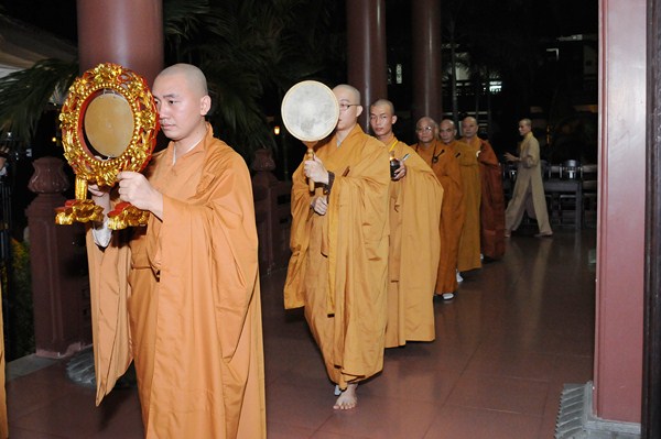 Đại Giới Đàn Quảng Đức: Tuyên Thanh Qui - Khai Chung Bảng - Niêm Đàn Sái Tịnh - Tụng Luật