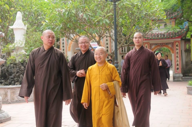 Thanh Hoá: Thượng Toa Thích Nhật Từ chia sẻ pháp thoại tại chùa Thanh Hà