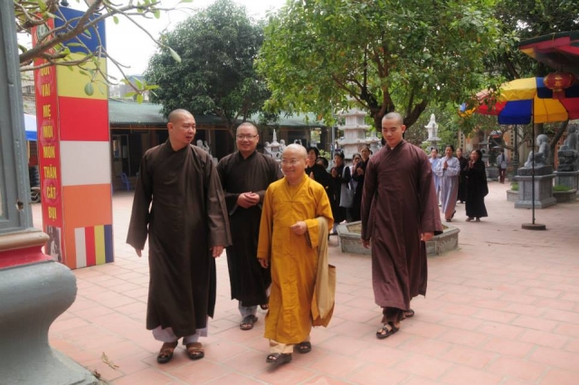 Thanh Hoá: Thượng Toa Thích Nhật Từ chia sẻ pháp thoại tại chùa Thanh Hà