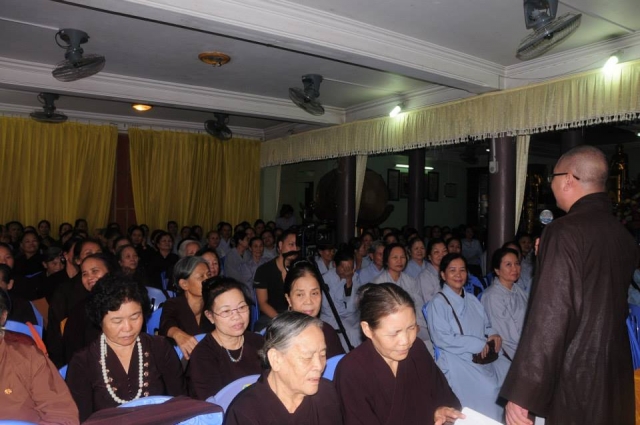 Thanh Hoá: Thượng Toa Thích Nhật Từ chia sẻ pháp thoại tại chùa Thanh Hà