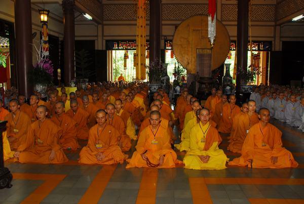 Đại giới đàn Bồ tát Quảng Đức: Công bố kết quả khảo thí và hướng dẫn các nghi thức trước khi thọ giới
