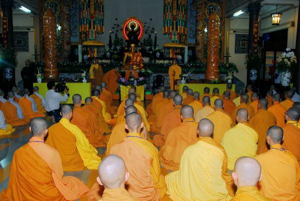 Đại giới đàn Bồ tát Quảng Đức: Khai đạo giới tử và lễ sám hối
