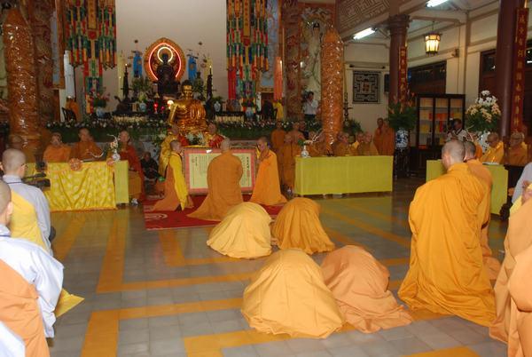 Trang nghiêm lễ khai mạc Đại giới đàn Bồ tát Quảng Đức PL.2557