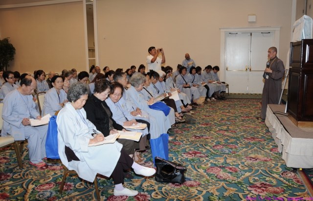 Hoa Kỳ: Khai mạc khóa tu học Phật Pháp Bắc Mỹ lần 3 tại San Diego