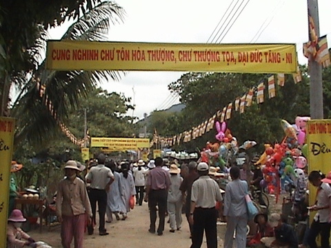 Chùa Linh Phong: Bên dòng suối Tiên Du - Ninh Hòa
