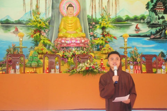 Thích Nhật Từ chia sẻ pháp thoại tại chùa Giáng