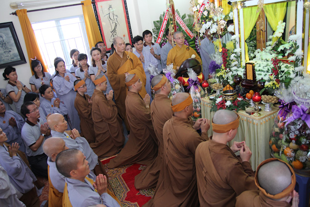 Cung thỉnh pháp tướng di ảnh cố HT. Thích Nhật Quang thăm chùa Thiện Mỹ