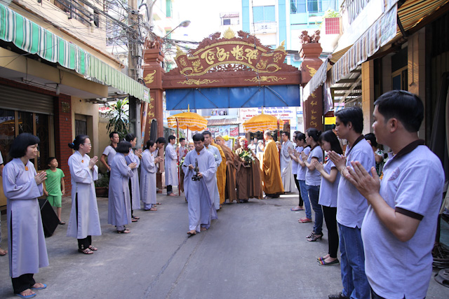 Cung thỉnh pháp tướng di ảnh cố HT. Thích Nhật Quang thăm chùa Thiện Mỹ