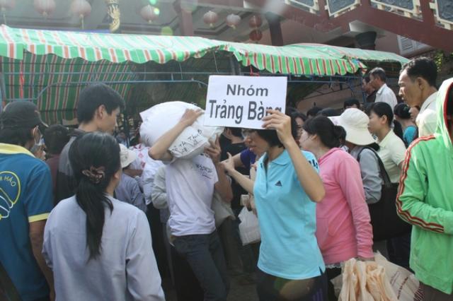 Tổ Đình Giác Sanh Tổ Chức Khóa Tu và  Phát Quà Cho 700 Người Khiếm Thị