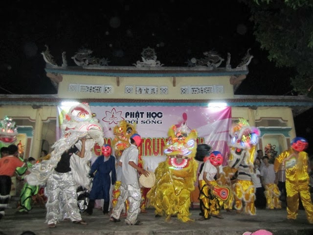 Phật Học Đời Sống tổ chức trung thu tại chùa Hưng Mỹ - Quảng Nam