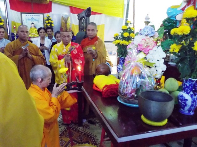 Khánh Hòa: Chùa Từ Tôn, 40 năm gánh nắng xây chùa (Hòn Đỏ)