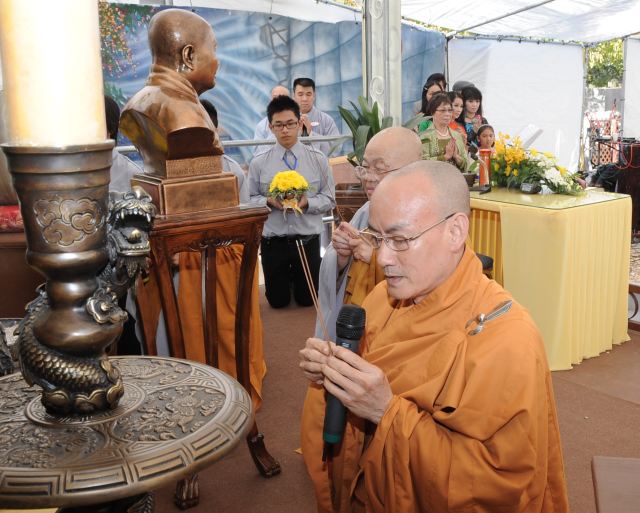 Hoa Kỳ: Thiền viện Vô Ưu kỷ niệm 11 năm thành lập