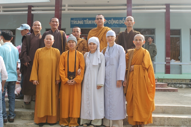 Chuyên ngành Pali khóa 7 Học viện PGVN tại Tp. HCM từ thiện