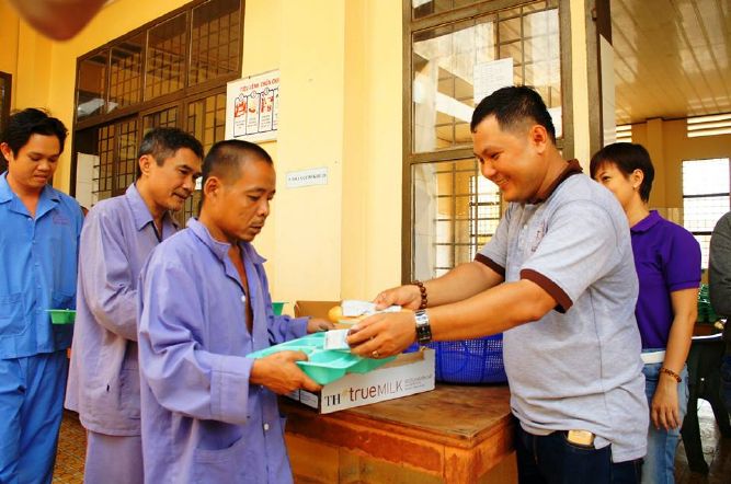 HỘI 14 CHỮ : PHÓNG SINH – TỪ THIỆN – HOA ĐĂNG – TU HỌC