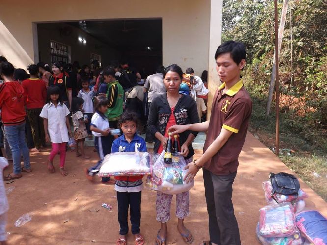 ĐĐ. Thích Đồng Tâm và chương trình thiện nguyện “Xuân yêu thương”
