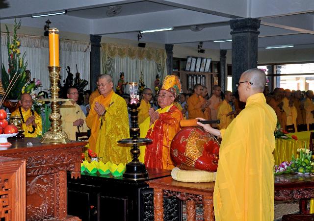 Chùa Khải Đoan Khai Đại Đàn Dược Sư Hải Hội Năm 2014