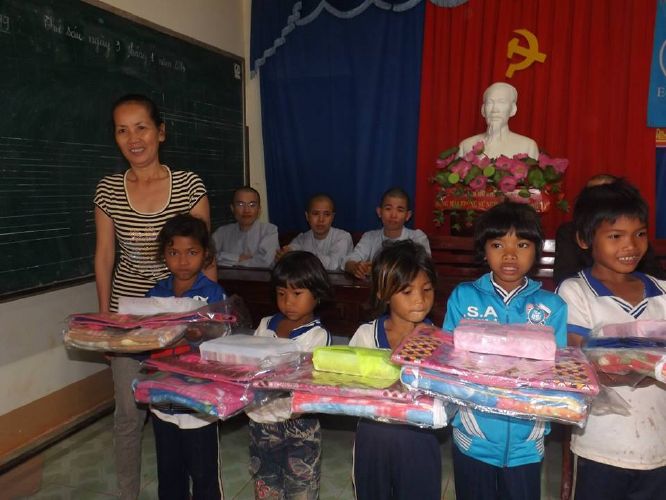 ĐĐ. Thích Đồng Tâm và chương trình thiện nguyện “Xuân yêu thương”