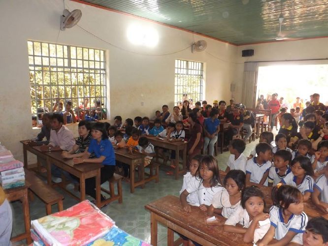 ĐĐ. Thích Đồng Tâm và chương trình thiện nguyện “Xuân yêu thương”