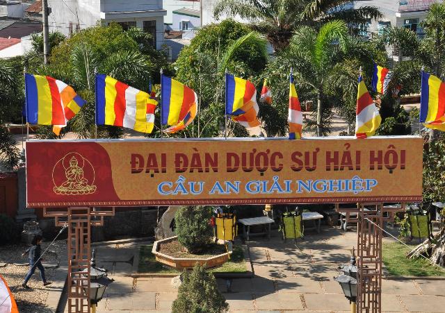 Chùa Khải Đoan Khai Đại Đàn Dược Sư Hải Hội Năm 2014