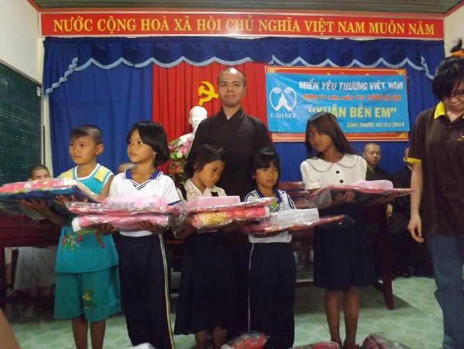 ĐĐ. Thích Đồng Tâm và chương trình thiện nguyện “Xuân yêu thương”