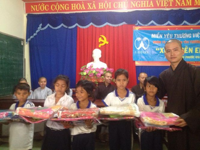 ĐĐ. Thích Đồng Tâm và chương trình thiện nguyện “Xuân yêu thương”