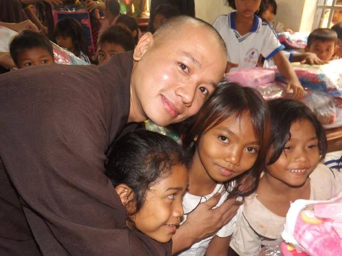 ĐĐ. Thích Đồng Tâm và chương trình thiện nguyện “Xuân yêu thương”