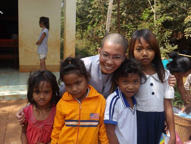 ĐĐ. Thích Đồng Tâm và chương trình thiện nguyện “Xuân yêu thương”