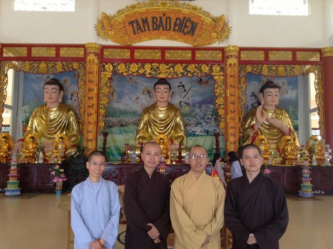 Đồng Tháp: Đoàn từ thiện “Hương miền tây” đến với bà con trước xuân Giáp Ngọ