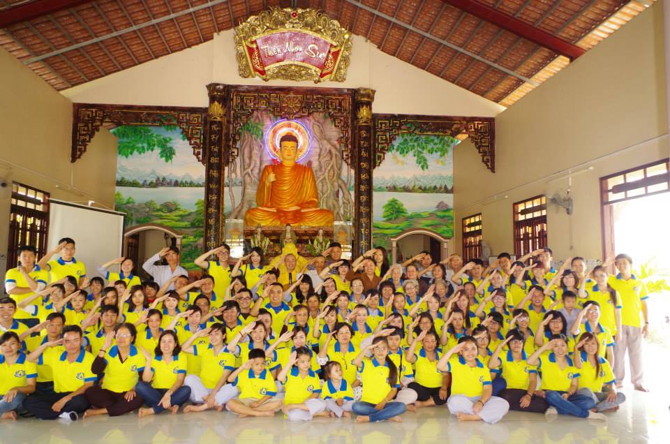 Chùa Khánh Ninh: Tọa đàm – giao lưu với vua giày Việt Nam