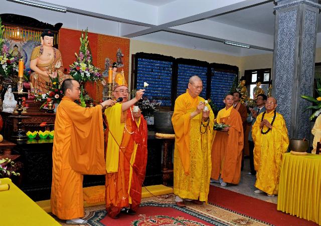 Chùa Khải Đoan Khai Đại Đàn Dược Sư Hải Hội Năm 2014