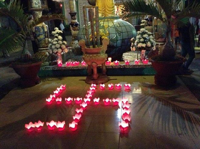 Đồng Tháp: Thiêng liêng, mầu nhiệm đêm hội hoa đăng tại chùa Hoa Lâm