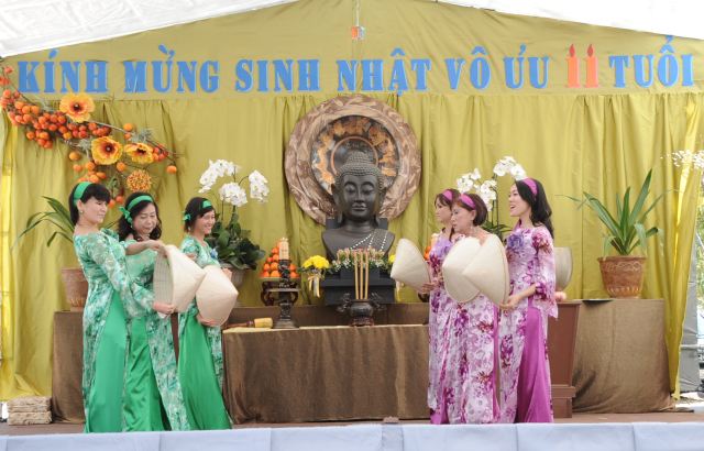 Hoa Kỳ: Thiền viện Vô Ưu kỷ niệm 11 năm thành lập