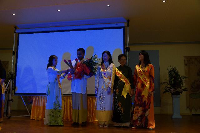 Buổi Chiếu Phim Tại Chùa Vĩnh Nghiêm, Sydney, Úc Châu Được Thành Công Viên Mãn