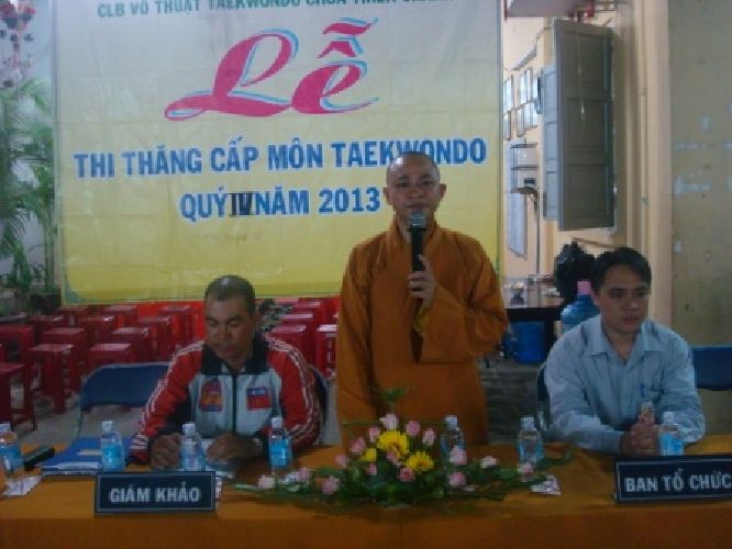 TP. HCM: Chùm ảnh lớp võ thuật Taekwondo chùa Thiên Chánh thi nâng cấp