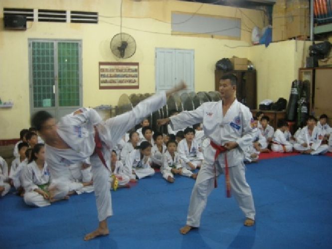 TP. HCM: Chùm ảnh lớp võ thuật Taekwondo chùa Thiên Chánh thi nâng cấp