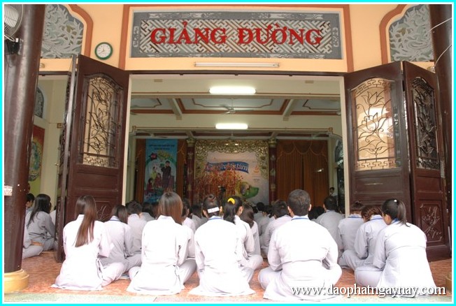 Khóa tu Gieo Hạt Từ Tâm 22 với chủ đề Sắc Xuân