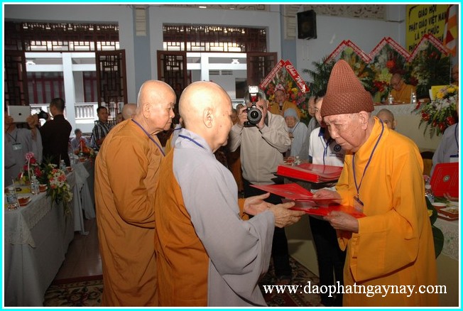 TP. HCM: Lễ công bố quyết định chuẩn y nhân sự Phân ban Ni giới TƯ GHPGVN nhiệm kỳ VII (2012 - 2017)