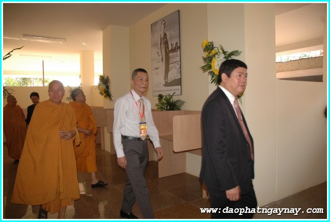 TP. HCM: Hội thảo hệ phái Khất Sĩ - Khai mạc thư viện - triển lãm Ánh Minh Quang