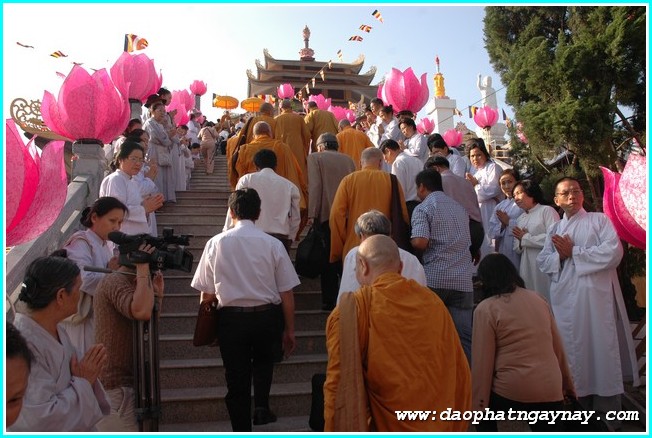 TP. HCM: Hội thảo hệ phái Khất Sĩ - Khai mạc thư viện - triển lãm Ánh Minh Quang