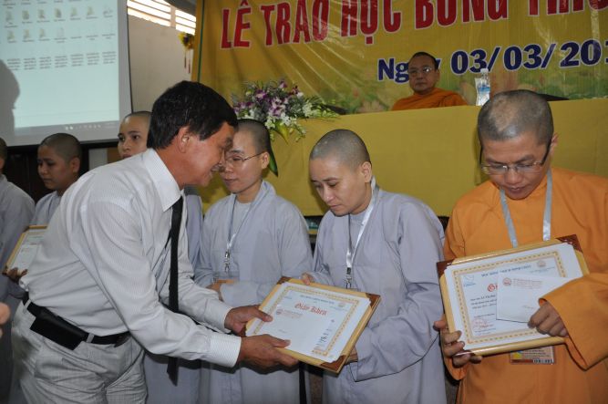TP.HCM: Trao học bổng trí tuệ “THÍCH MINH CHÂU”