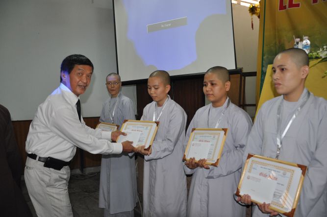 TP.HCM: Trao học bổng trí tuệ “THÍCH MINH CHÂU”