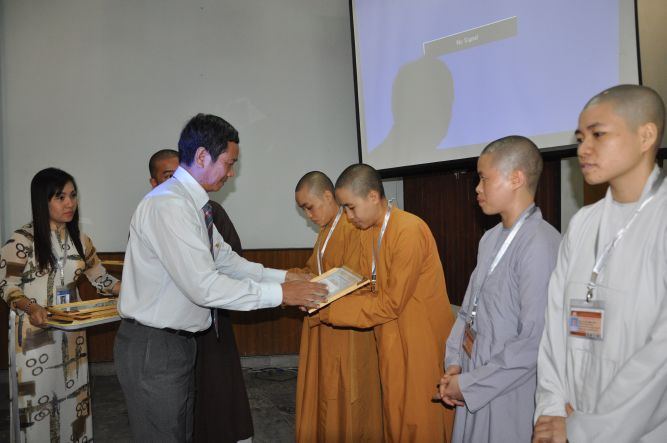 TP.HCM: Trao học bổng trí tuệ “THÍCH MINH CHÂU”