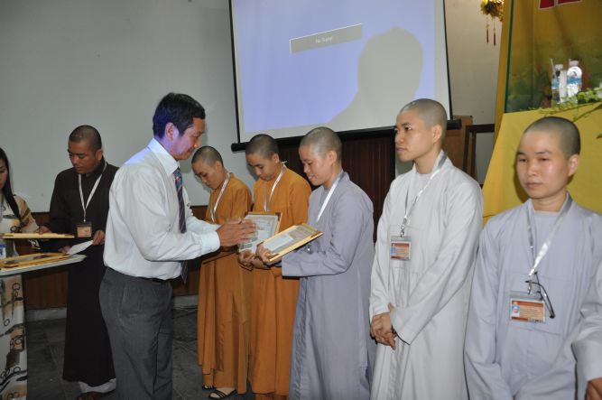 TP.HCM: Trao học bổng trí tuệ “THÍCH MINH CHÂU”