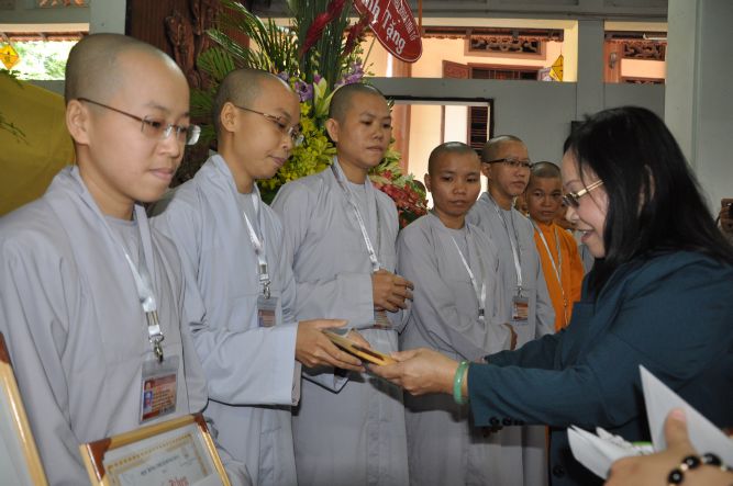 TP.HCM: Trao học bổng trí tuệ “THÍCH MINH CHÂU”