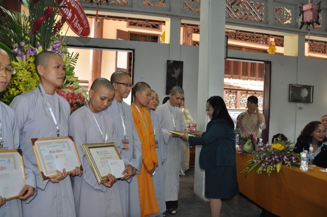 TP.HCM: Trao học bổng trí tuệ “THÍCH MINH CHÂU”